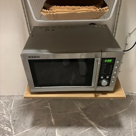 דירה Cozy 3-room With 2 Bedrooms