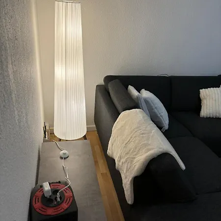 Cozy 3-room With 2 Bedrooms *